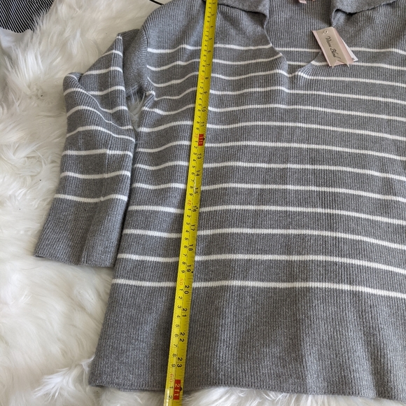 Philosophy Sweater NWT - Picture 9 of 10